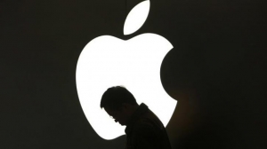 Όλες οι συσκευές iPhone, iPad και Mac επηρεάζονται από τα κενά ασφαλείας στους επεξεργαστές, παραδέχθηκε η Apple αλλά καθησυχάζει