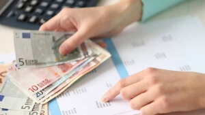 Θωρακισμένοι 500.000 δανειολήπτες ενήμερων στεγαστικών δανείων από τη νέα αύξηση επιτοκίων της ΕΚΤ