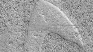 Η NASA βρήκε το σύμβολο του στόλου του «Σταρ Τρεκ» στην «Ελλάδα» του Άρη!