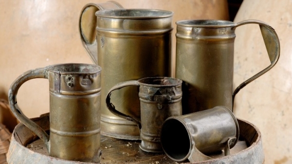 Μουσεία και συλλογές διαφημίζουν το ούζο σε ολόκληρο τον κόσμο