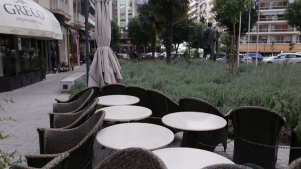 Lockdown σε Θεσσαλονίκη και Σέρρες - Tι ισχύει για τις μετακινήσεις - Τηλεκπαίδευση στα λύκεια