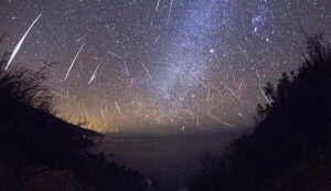 Κορυφώνονται και στην Ελλάδα το βράδυ της Δευτέρας οι Υδροχοϊδες