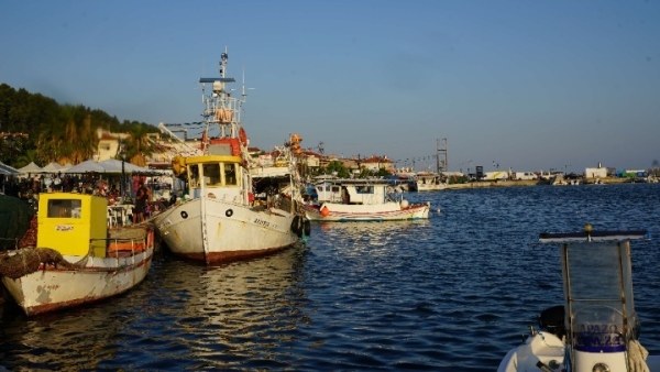 Τριήμερο αφιερωμένο στη γαστρονομία, τη μουσική και την τοπική φιλοξενία με τη Γιορτή Γαύρου στη Νέα Σκιώνη