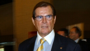 Απεβίωσε ο Ρότζερ Μουρ