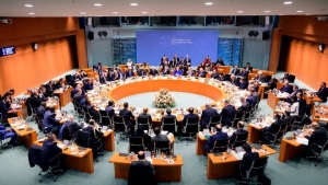 Διάσκεψη του Βερολίνου: Συμφωνία κατάπαυσης του πυρός και τήρησης του εμπάργκο όπλων