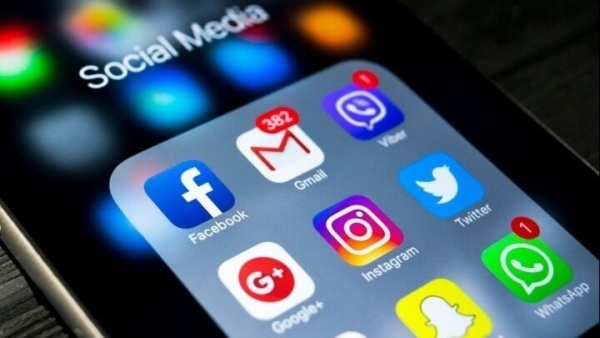 Ινστιτούτο Reuters: Τα social media ξεπερνούν τα παραδοσιακά ΜΜΕ ως κύρια πηγή ενημέρωσης