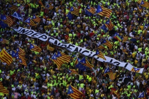 Χιλιάδες διαδηλωτές στη Βαρκελώνη, υπέρ του δημοψηφίσματος για την ανεξαρτησία της Καταλονίας