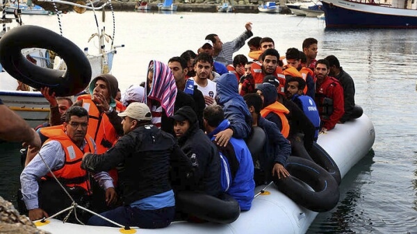 Πάνω από 200 πρόσφυγες και μετανάστες έφτασαν στη Λέσβο το τελευταίο 5ήμερο