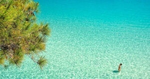 Γαλάζιες σημαίες 2017 - Πρώτη στην Ελλάδα η Χαλκιδική με 71 σημαίες