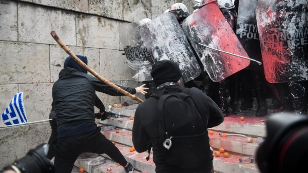 Γεωργαντάς: Άσχετοι με τη διαδήλωση προκάλεσαν τα επεισόδια με την αστυνομία