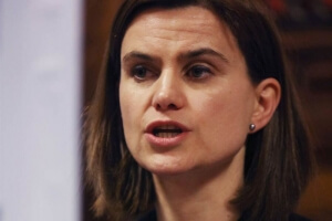 "Στοχευμένη επίθεση" χαρακτηρίζει η βρετανική αστυνομία τη δολοφονία της Τζο Κοξ