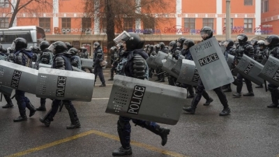 Καζακστάν: Η αστυνομία της Αλμάτι ανακοινώνει ότι δεκάδες ταραξίες «εξαλείφθηκαν»