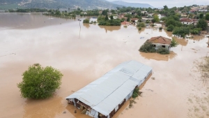 Κυβερνητικό κλιμάκιο στη Λάρισα - Δημιουργείται Κέντρο Επιχειρήσεων - Στις πληγείσες περιοχές ο πρωθυπουργός