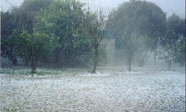 Αναμένονται έντονα καιρικά φαινόμενα με βροχές και καταιγίδες