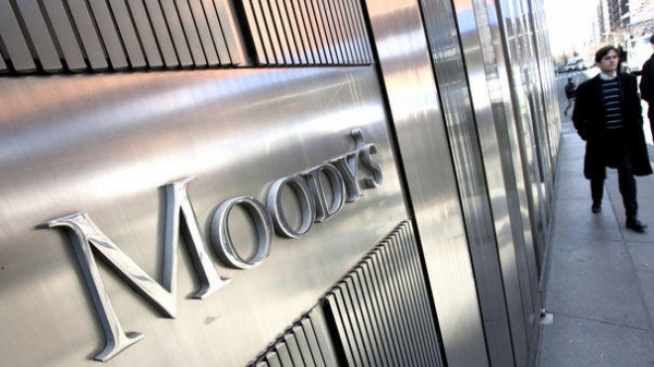 Moody's: Αναβάθμιση του αξιόχρεου της Alpha Bank και της Eurobank