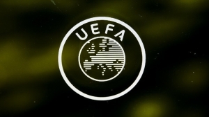 Στα... χαρακώματα UEFA και 12 ομάδες