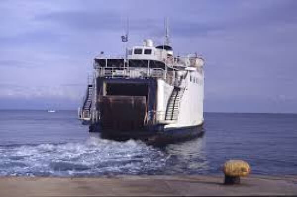 Πήδηξε από τον καταπέλτη του πλοίου για να μην ταξιδέψει