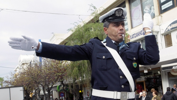 Αυξημένα μέτρα Τροχαίας για τον Δεκαπενταύγουστο - Συνεχείς έλεγχοι