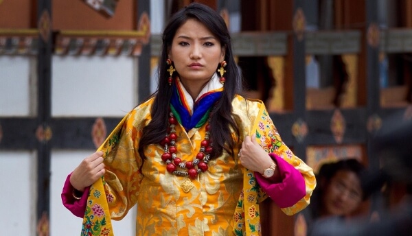 Η Jetsun Pema του Μπουτάν, 27 ετών, είναι η νεότερη βασίλισσα στον κόσμο