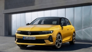 Το Opel Astra εξηλεκτρίζεται για πρώτη φορά και θα διατίθεται και ως plug-in υβριδικό