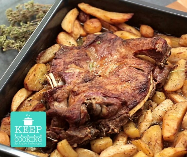 Αρνί στο φούρνο με πατάτες