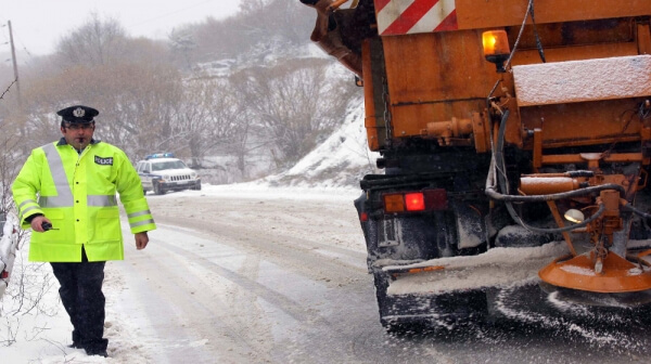 Νέα επέλαση της κακοκαιρίας, χιονίζει περιφερειακά της Θεσσαλονίκης