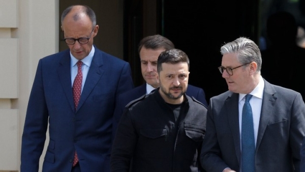 Ο Ζελένσκι και Ευρωπαίοι ηγέτες στον Λευκό Οίκο – Στο τραπέζι οι εδαφικές παραχωρήσεις και οι εγγυήσεις ασφαλείας