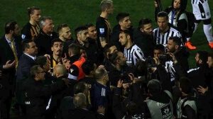 Την επ΄αόριστον διακοπή του πρωταθλήματος ποδοσφαίρου ανακοίνωσε ο υφυπουργός Αθλητισμού Γιώργος Βασιλειάδης