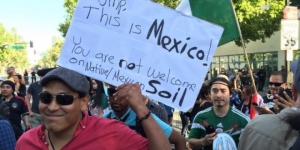Μεξικό: Χιλιάδες άνθρωποι βγήκαν στους δρόμους σε πολλές πόλεις της χώρας κατά του Τραμπ