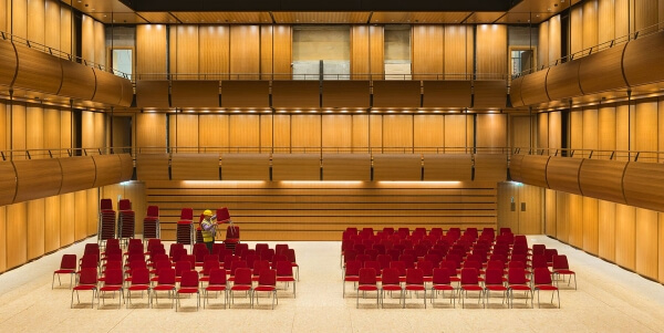 Η Εθνική Λυρική Σκηνή προκηρύσει ακρόαση για τη νέα όπερα για παιδιά «Ο πρίγκιπας Ιβάν και το πουλί της φωτιάς»