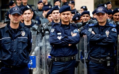 Τουρκία: Καταζητούνται 42 υπάλληλοι του Πανεπιστημίου Μαρμαρά στο πλαίσιο της έρευνας για διασυνδέσεις με τον Γκιουλέν
