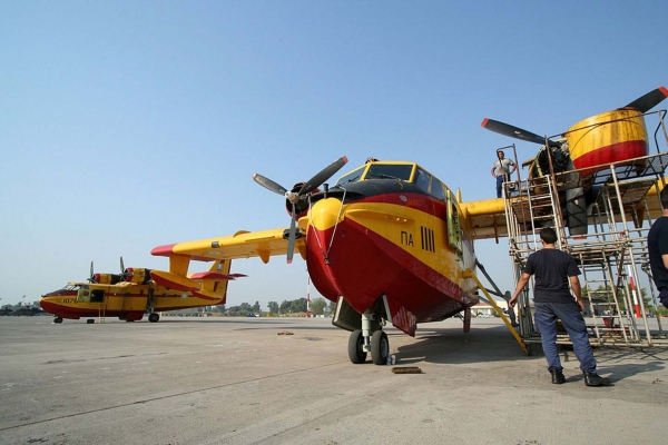 Πυροσβεστικά αεροσκάφη της ΠΑ μεταβαίνουν στο Ισραήλ για να βοηθήσουν στην κατάσβεση των πυρκαγιών