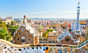 Ο τουρισμός της Βαρκελώνης, πρώτο θύμα της πολιτικής αβεβαιότητας στην Καταλονία, παρακολουθεί με ανησυχία τις εξελίξεις