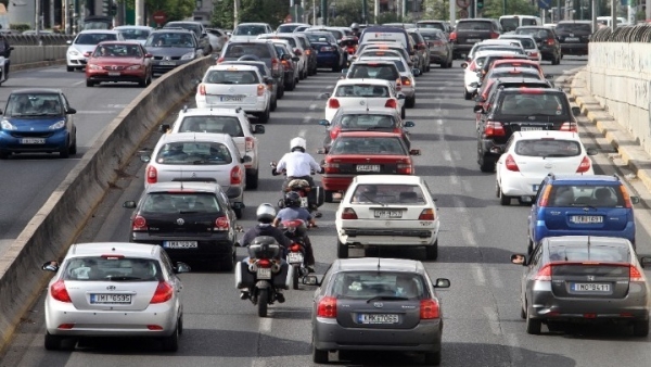 Παρατείνεται κατά δύο μήνες η προθεσμία για τα τέλη κυκλοφορίας