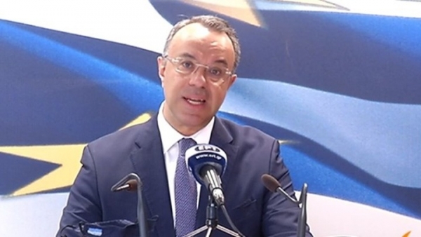 Τα μέτρα στήριξης ανακοίνωσε ο υπουργός Οικονομικών