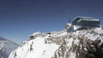 Το νέο Μουσείο James Bond &quot;007 Elements&quot; βρίσκεται σε κορυφή βουνού της Αυστρίας