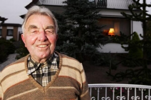 Ένας πρώην στρατιώτης των SS που υπήρξε αιχμάλωτος πολέμου άφησε την περιουσία του σε ένα χωριό της Σκωτίας για να δείξει την ευγνωμοσύνη του