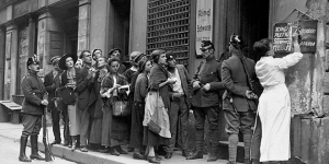 2017-1923, παραλληλισμοί